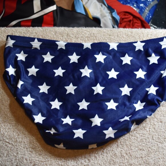 Men's Q Swimwear swim brief size 32, excellent shape - Picture 5 of 7